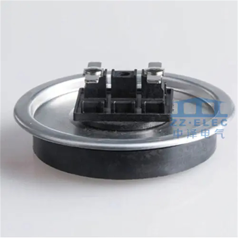 Dalawang-phase capacitor buckle cover